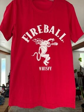 Fireball Whisky red cotton vintage T-shirt/Graphic Tee- Fits SM/M